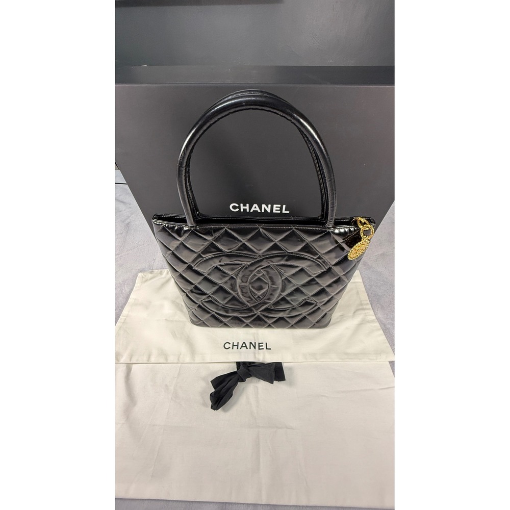 Chanel Black Patent Leather Quilted CC 24k Charm Tote Bag w/ Poshmark COA - Picture 8 of 16